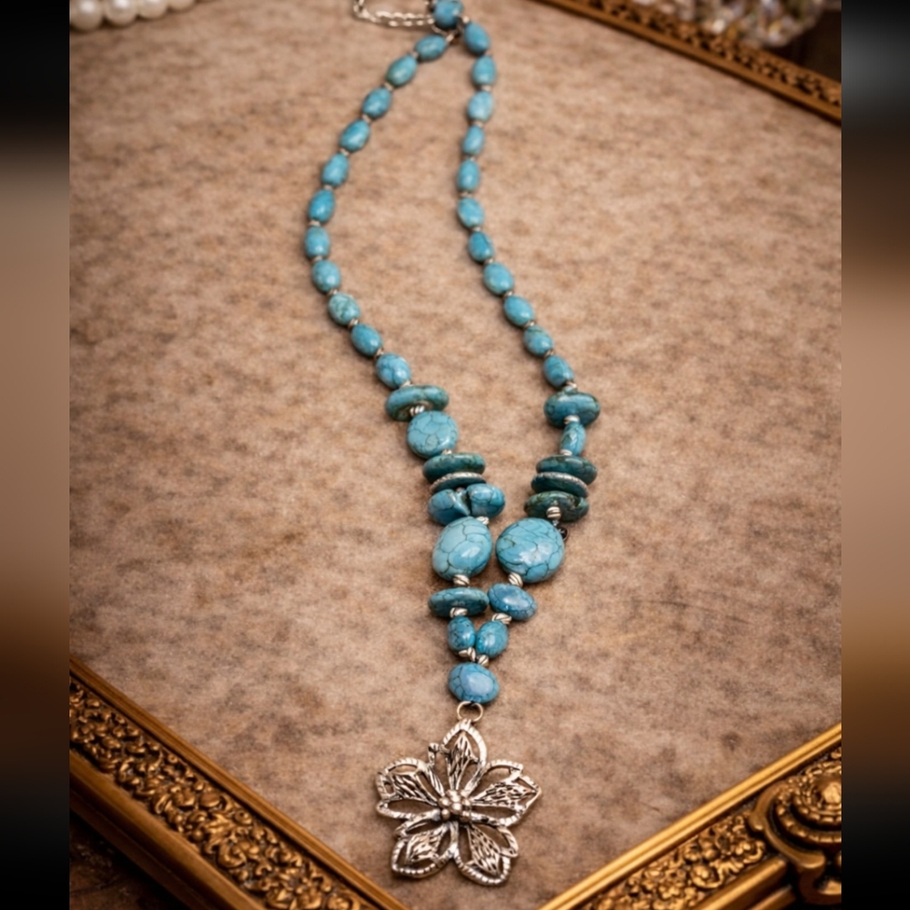 Vintage Turquoise Nugget Statement Necklace Large Silver Flower Pendant Artisan